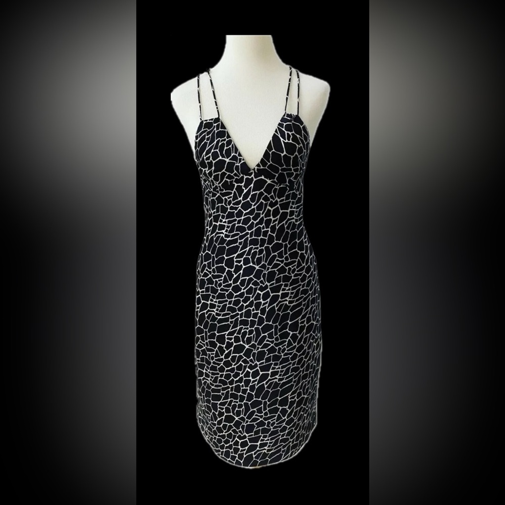 Y2K Guess Collection size 0 Chic Black and White Patterned Dress